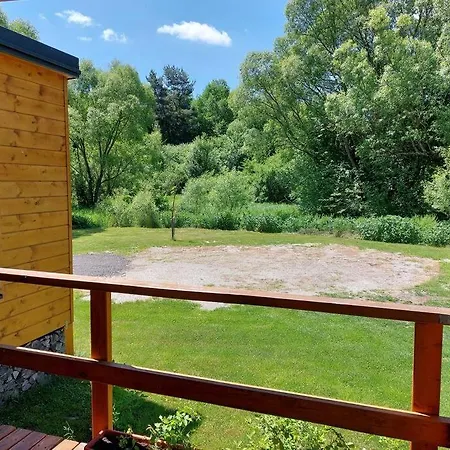 Dom Na Jazere Feriehus *